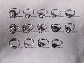 [SOVIET JEWELRY CATALOGUE] Katalog. Novye vidy iuvelirnykh izdelii fabrik Rosiuvelirtorga [i.e. Catalog. New Jewelry of the Russian Jewelry Trade Organization]